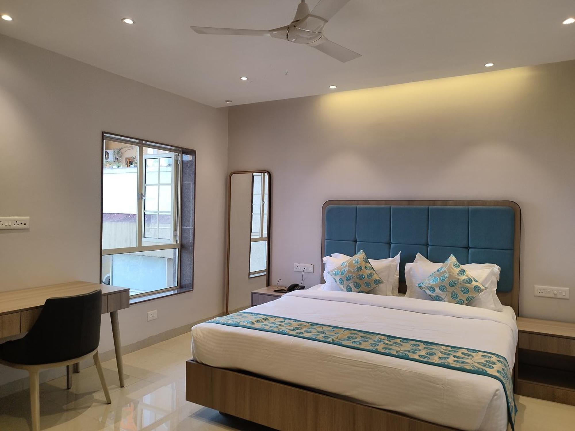 Boshan Hotels Mapusa Extérieur photo