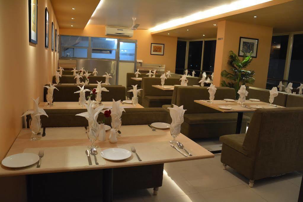 Boshan Hotels Mapusa Extérieur photo