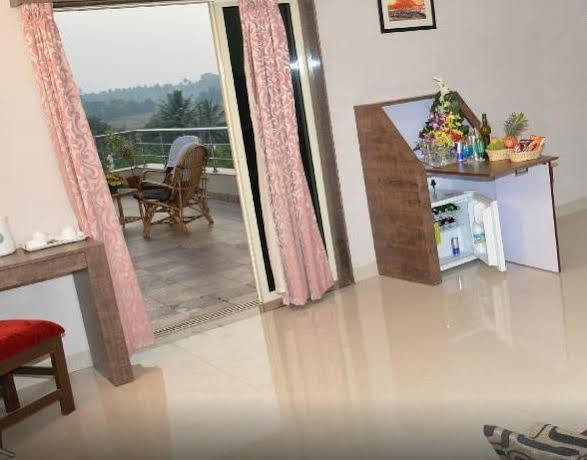 Boshan Hotels Mapusa Extérieur photo