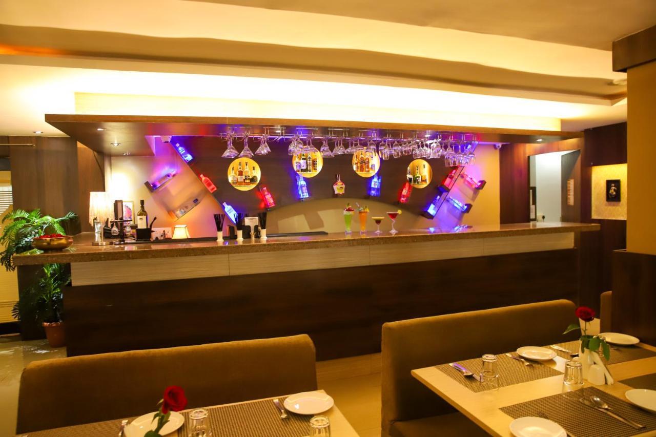 Boshan Hotels Mapusa Extérieur photo